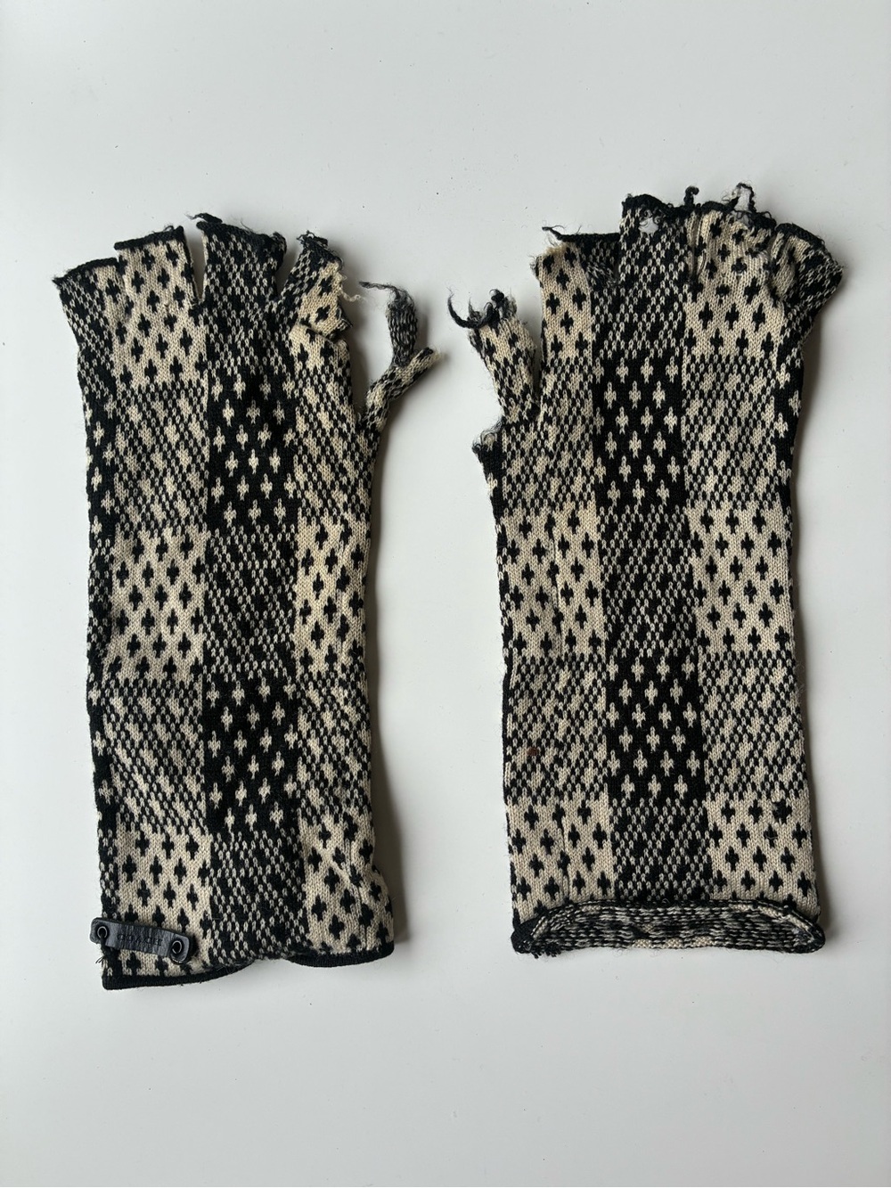 Coach 100% Cashmere Ripped Fingerless Gloves